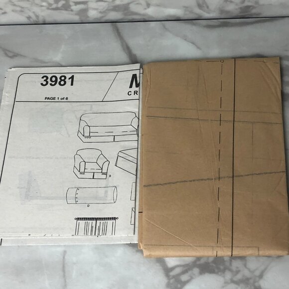 McCall's 3981 Home Decorating Sewing Pattern Sofa & Chair Cover Pillows Curtains - Picture 6 of 6